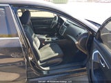 Nissan Altima 1N4AL3AP1JC202148 fotografie