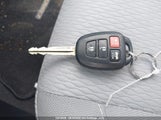 Toyota Corolla Le 2T1BURHEXGC615981 fotografie