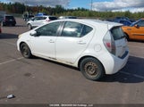 Toyota Prius C Technology JTDKDTB31C1501290 снимка