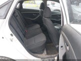 Hyundai Elantra Gt KMHD25LE8DU107064 снимка