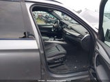 BMW X5 xDrive35I 5UXKR0C32H0X79948 снимка
