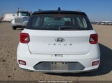 Hyundai Venue Preferred With Two-Tone Body Colour KMHRC8A35MU113166 снимка