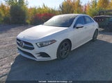 Mercedes-Benz A 220 4Matic WDD3G4FB3KW001139 fotografie