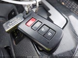 Toyota Rav4 Xle 2T3RFREV4JW776188 снимка
