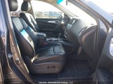 Nissan Pathfinder S/Sv/Sl/Platinum 5N1DR2MM2JC629903 fotografie