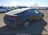 Hyundai Elantra Essential KMHLM4DG9SU926212 снимка