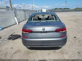 Volkswagen Passat 1VWBA7A36MC010881 снимка