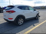 Hyundai Tucson KM8J3CA42GU192003 снимка