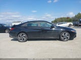 Hyundai Elantra Preferred W/Tech Package KMHLM4DG3RU718823 снимка