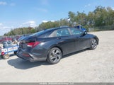 Hyundai Elantra Preferred W/Tech Package KMHLM4DG3RU718823 снимка
