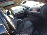Volkswagen Touareg Tdi WVGDK9BP9CD009492 photo