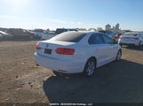 Volkswagen Jetta 2.5L Highline 3VWGX7AJ0BM393411 снимка