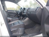 Volkswagen Tiguan S/Se/Sel/R-Line WVGJV7AX9FW534464 fotografie