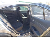 Hyundai Elantra Gl KMHD84LF9JU662389 photo