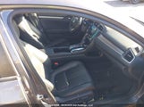 Honda Civic Touring 2HGFC1F93JH100265 снимка
