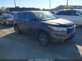 Toyota Highlander Le/Le Plus 5TDBKRFH9FS205696 снимка