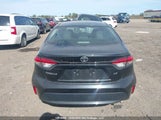 Toyota Corolla Le 5YFBPMBE7NP329585 снимка