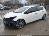 Kia Forte 5-Door KNAFZ5A30G5453261 снимка