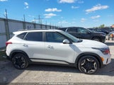 Kia Seltos KNDETCA72R7555403 снимка
