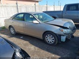 Toyota Camry Le/Xle/Se 4T1BE32KX5U526433 снимка