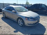 Volkswagen Passat Sel 1VWCN7A36DC138742 снимка