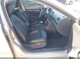 Volkswagen Passat Sel 1VWCN7A36DC138742 снимка