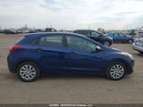 Hyundai Elantra Gt Gl KMHD25LE9DU085642 снимка