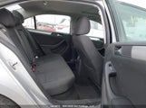 Volkswagen Jetta 2.0L Comfortline 3VWBK7AJ1DM281549 fotografie