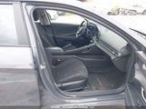 Hyundai Elantra Preferred W/Tech Package KMHLM4DG6RU759009 снимка