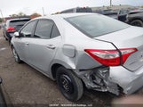 Toyota Corolla Le 2T1BURHE9FC385705 fotografie