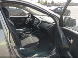 Hyundai Tucson Gl KM8JTCACXCU496357 снимка