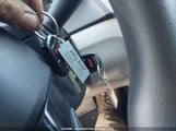 Honda Civic Lx 2HGFB2F44CH028122 снимка