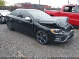 Volvo S60 T6/T6 Platinum/T6 Premier Plus/T6 R-Design/T6 R-Design Platinum YV1902FH0E2289208 снимка