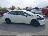 Honda Civic Lx 2HGFB2F46CH117707 fotografie