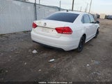 Volkswagen Passat 2.5L Comfortline 1VWBH7A39DC063649 photo