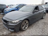 BMW 320I xDrive WBA3C3C51DF982702 fotografie