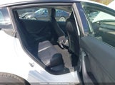 Tesla Model 3 Rwd 5YJ3E1EA8PF481794 fotografie