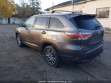 Toyota Highlander Xle 5TDJKRFH1FS173693 снимка