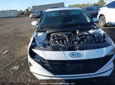 Hyundai Elantra Preferred Ivt With Sun And Tech Package KMHLM4AG0NU283516 photo