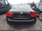 Volkswagen Passat Se 1VWBS7A39FC042255 снимка