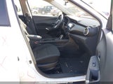 Nissan Kicks Sv 3N1CP5CV1RL586269 снимка