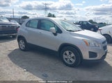 Chevrolet Trax Ls 3GNCJKSBXFL228174 снимка