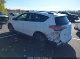 Toyota Rav4 Xle 2T3RFREV9JW767941 снимка