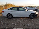 Volkswagen Jetta Highline 3VWE57BU7MM025395 снимка