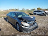 Toyota Camry Le 4T1BF1FK6EU323311 снимка