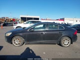 Volvo S60 T6/T6 R-Design YV1902FH1C2051929 photo