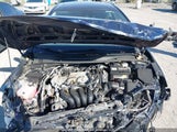 Toyota Corolla Le 5YFBPMBE2NP297211 fotografie