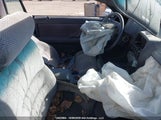 Chrysler Lebaron Gtc 1C3EU4530SF583551 снимка