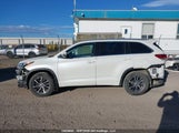 Toyota Highlander Se/Xle 5TDJZRFH6JS534808 снимка