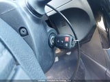 Toyota Corolla Le 2T1BURHE0JC092929 снимка